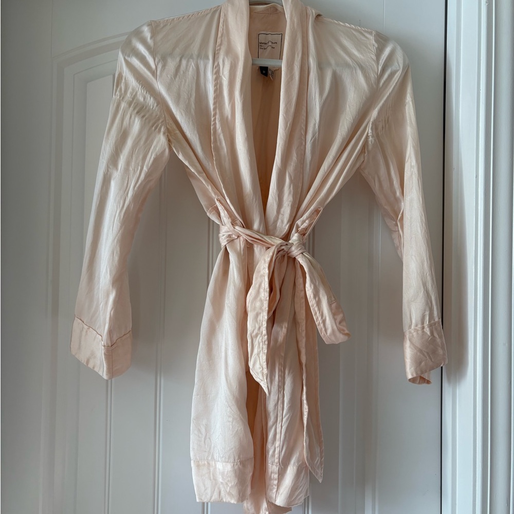 Matters of Leisure Silk Women's Robe
